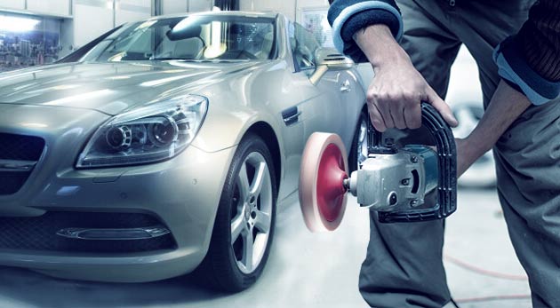 Oprava rýh a poškodení laku karosérie vášho auta