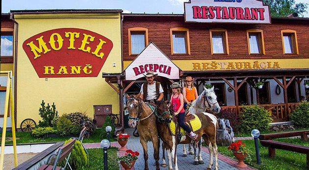 Liptov zo sedla koňa v Moteli Ranč