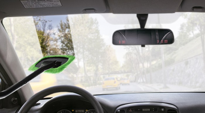 Stierka na čistenie predného skla auta