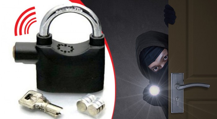 Visiaci zámok s alarmom