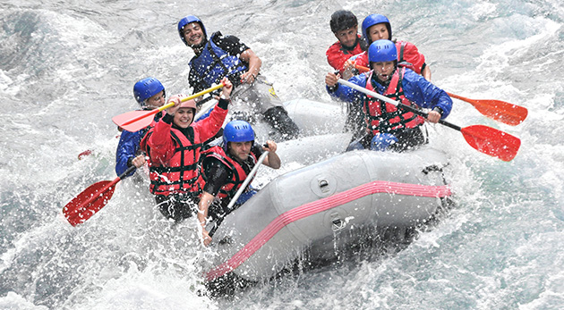 2-hodinový splav Váhu alebo rafting