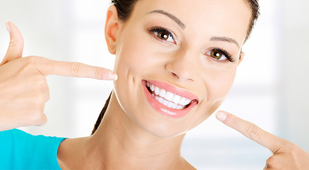 Neperoxidové bielenie zubov