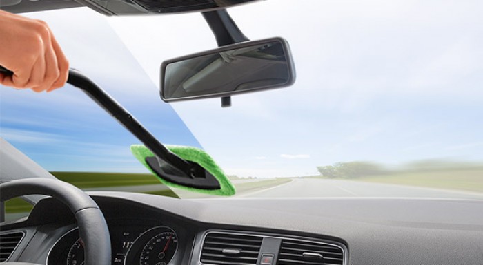 Stierka na čistenie predného skla auta