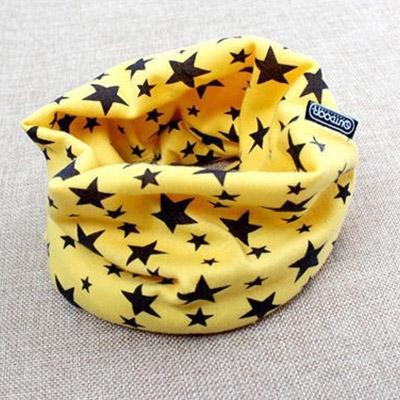 Hrejivý nákrčník pre deti a tínedžerov - vzor hviezda - žltý