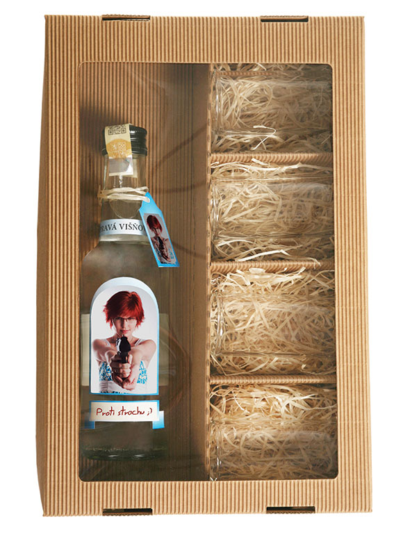 Višňovica s vlastnou fotografiou a prianím + 4 štamperlíky s vlastnou fotkou a prianím