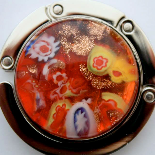 Držiak na kabelku - granátové jablko