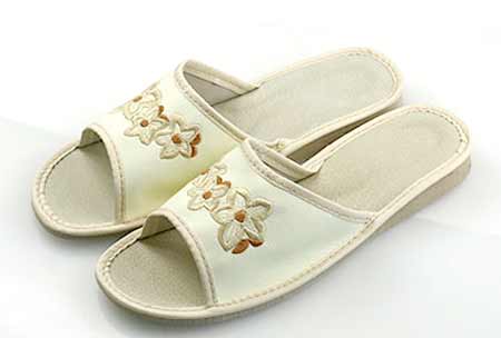 Dámske papuče - model A - veľkosť 36