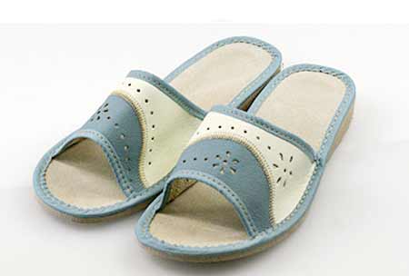 Dámske papuče - model D - veľkosť 36