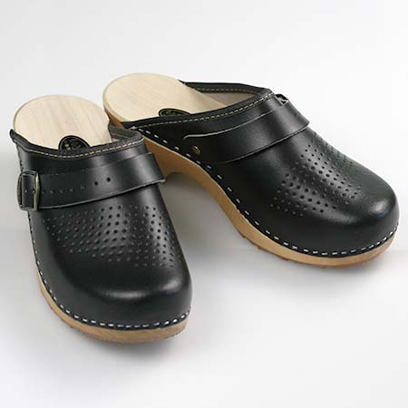 Dámske dreváky s uzatvorenou špičkou - farba čierna - veľkosť 36