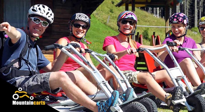 Jazda na downhillovej trojkolke 