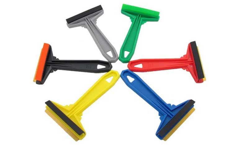 Škrabka MURSKA s mosadzným ostrím do auta vrátane poštovného