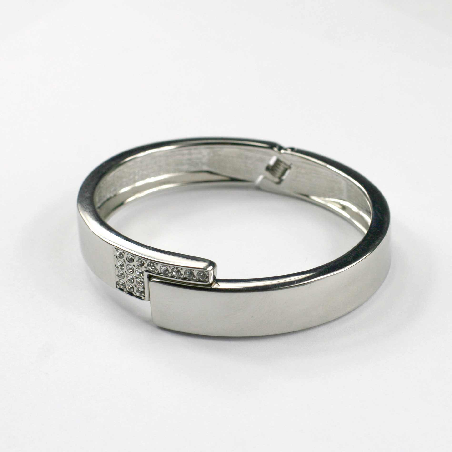 Dámsky kovový náramok - model 11