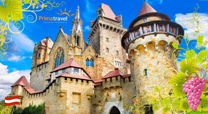 Romantický zámok Kreuzenstein a raj vína Poysdorf