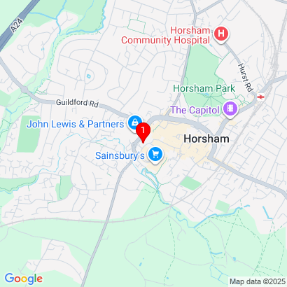 Na RZ (30 Worthing Road,   Horsham,    RH12 1SL England),Hévíz,H-8380